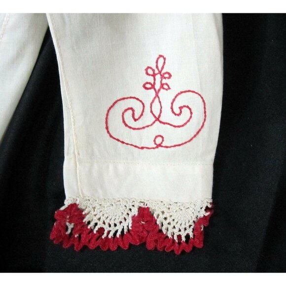 Antique Baby Dressing Christening Gown Red Embroidery Red Crochet Vintage 1920s - Picture 3 of 9